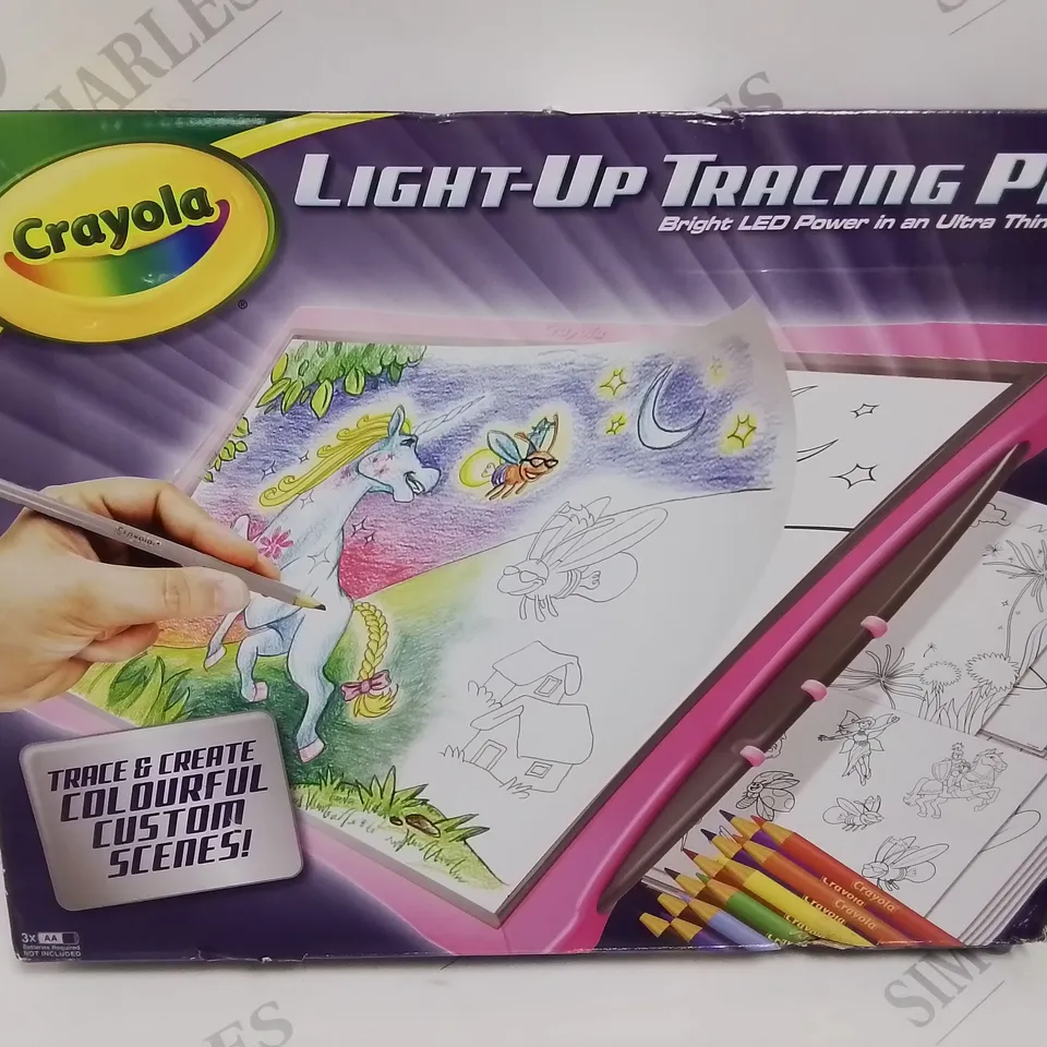 BOXED CRAYOLA LIGHT UP TRACING PAD ASSORTMENT  RRP £26.99