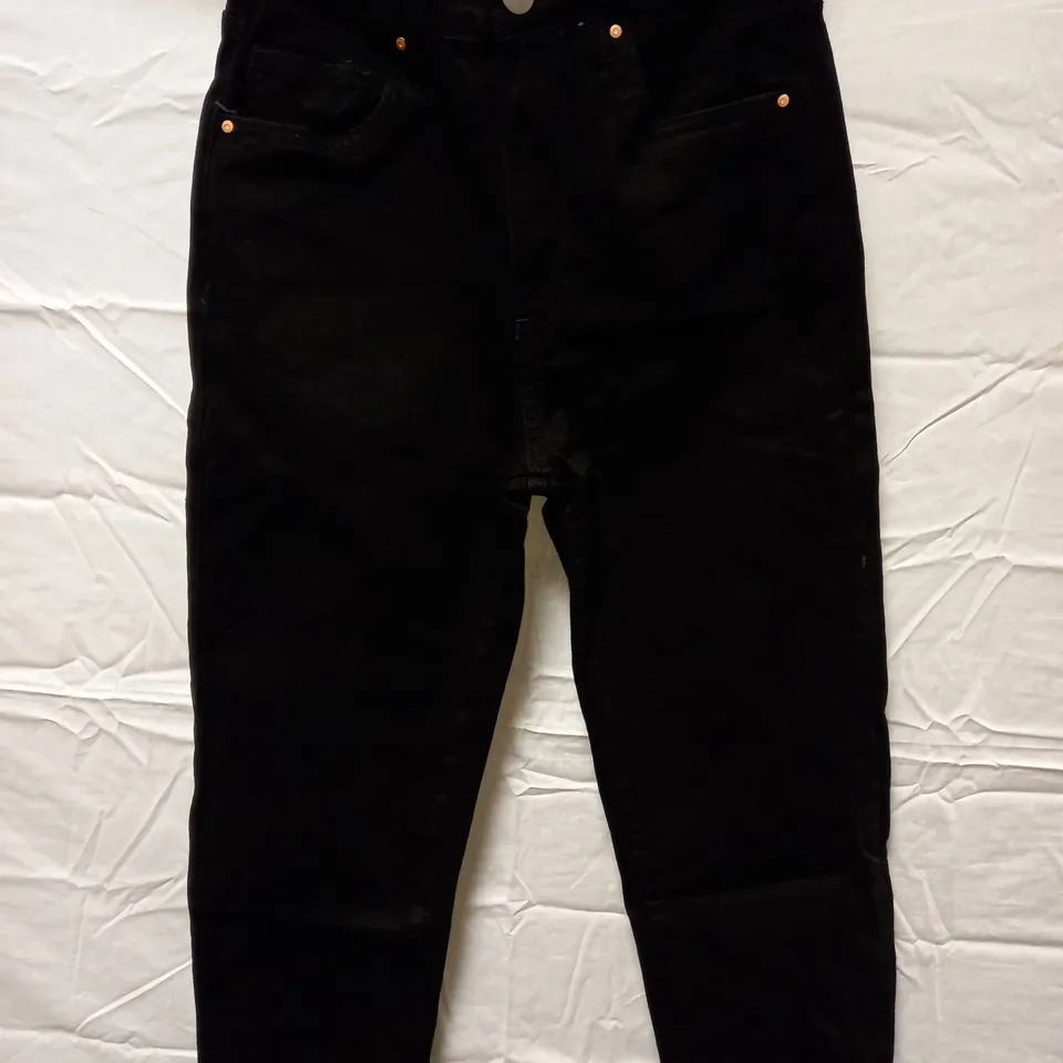 BOX OF APPROX 25 BRAND NEW COTTON:ON STRETCH MOM JEANS - BLACK SIZE AUS 8