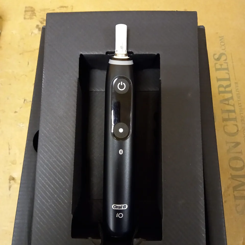 ORAL B IO9 SERIES BLACK ONYX
