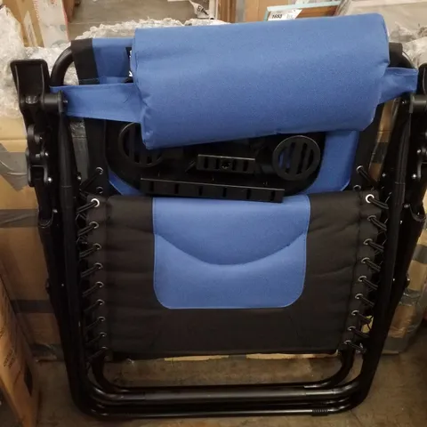 BOXED SET OF 2 PADDED GRAVITY CHAIRS