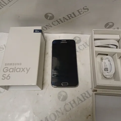 BOXED SAMSUNG GALAXY S6 BLACK SAPPHIRE AND ACCESSORIES