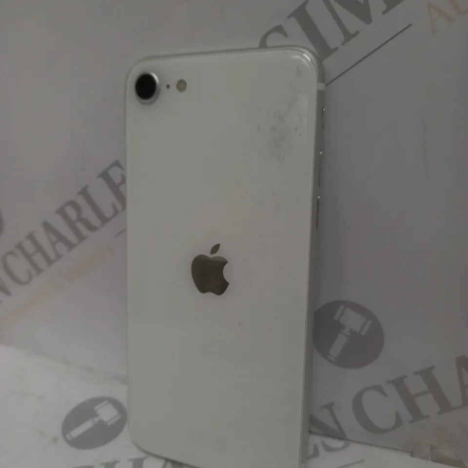 APPLE IPHONE SE IN WHITE