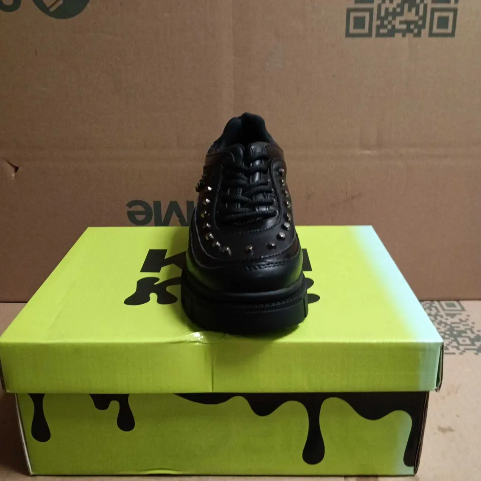 KOI KIDZ LIL BANE OF EXILE TRAINERS BLACK SIZE 13