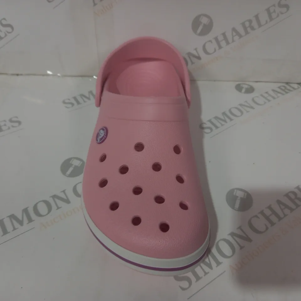 PAIR OF CROCS CROCBAND CLOGS IN PINK UK SIZE M5/W6