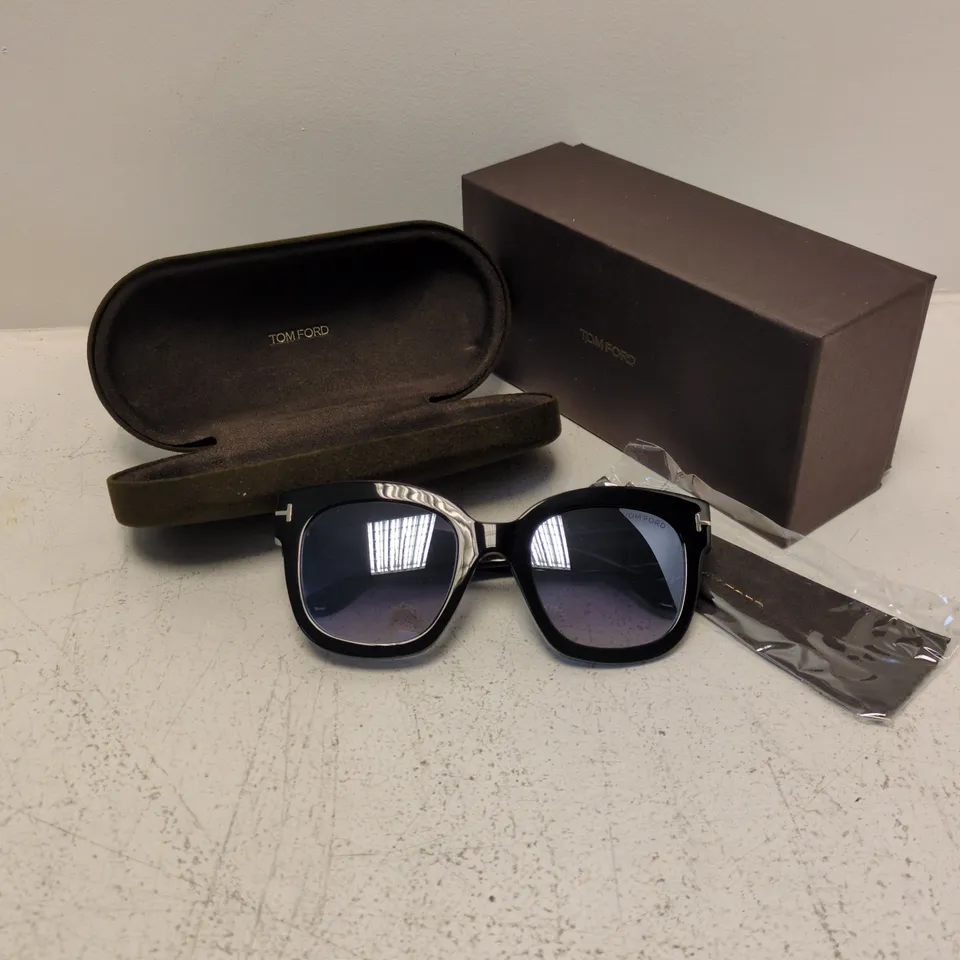 TOM FORD SUNGLASSES – BLACK FRAME WITH PURPLE LENSES