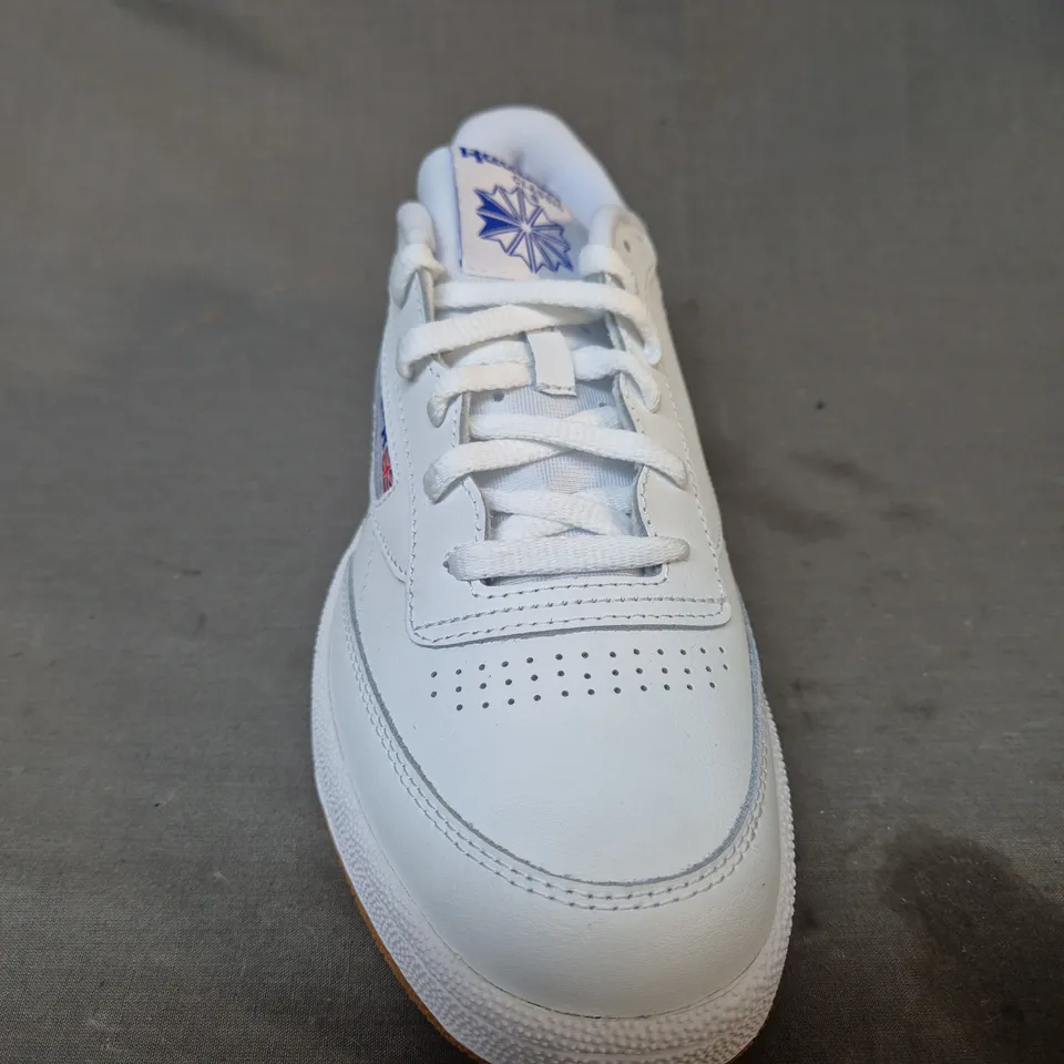 BOXED PAIR OF REEBOK CLUB C 85 SHOES IN WHITE UK SIZE 8