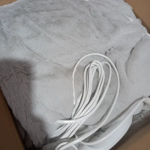 BOXED COZEE HOME VELVETSOFT HEATED THROW IN LIGHT GREY