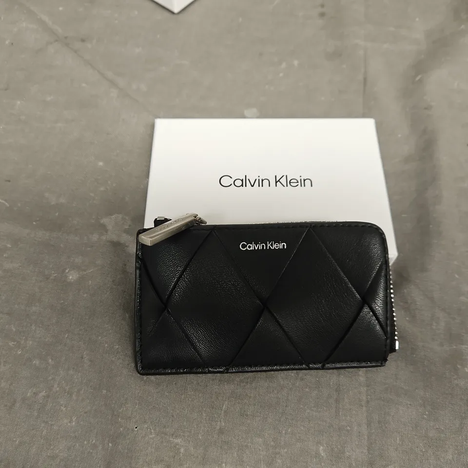 BOXED CALVIN KLEIN ZIP COIN & CARD PURSE 