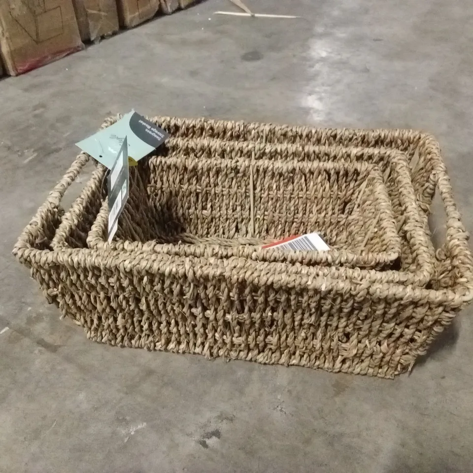 JVL SEAGRASS DECORATIVE BASKET SET