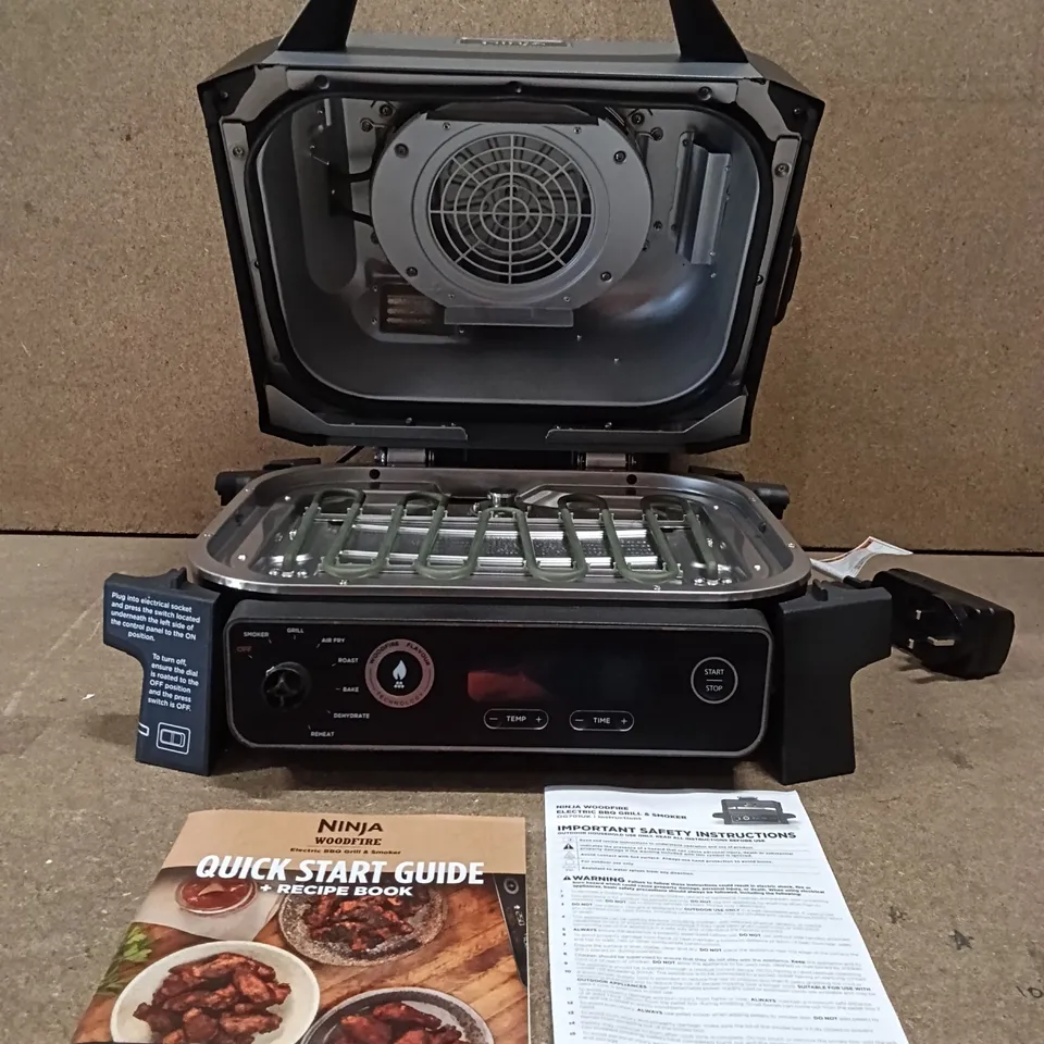 BOXED NINJA WOODFIRE ELECTRIC BBQ GRILL & SMOKER, OG701UK - BLACK/GREY