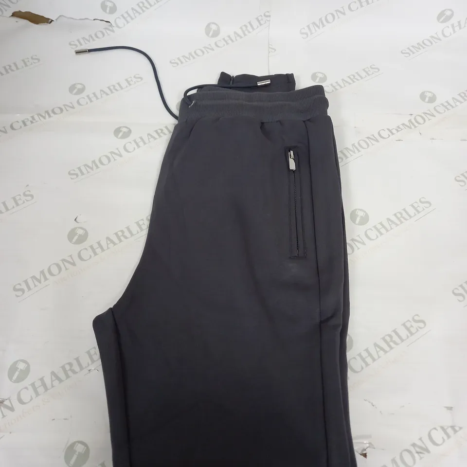 RAITH FLEECED TRACK BOTTOMS SIZE L