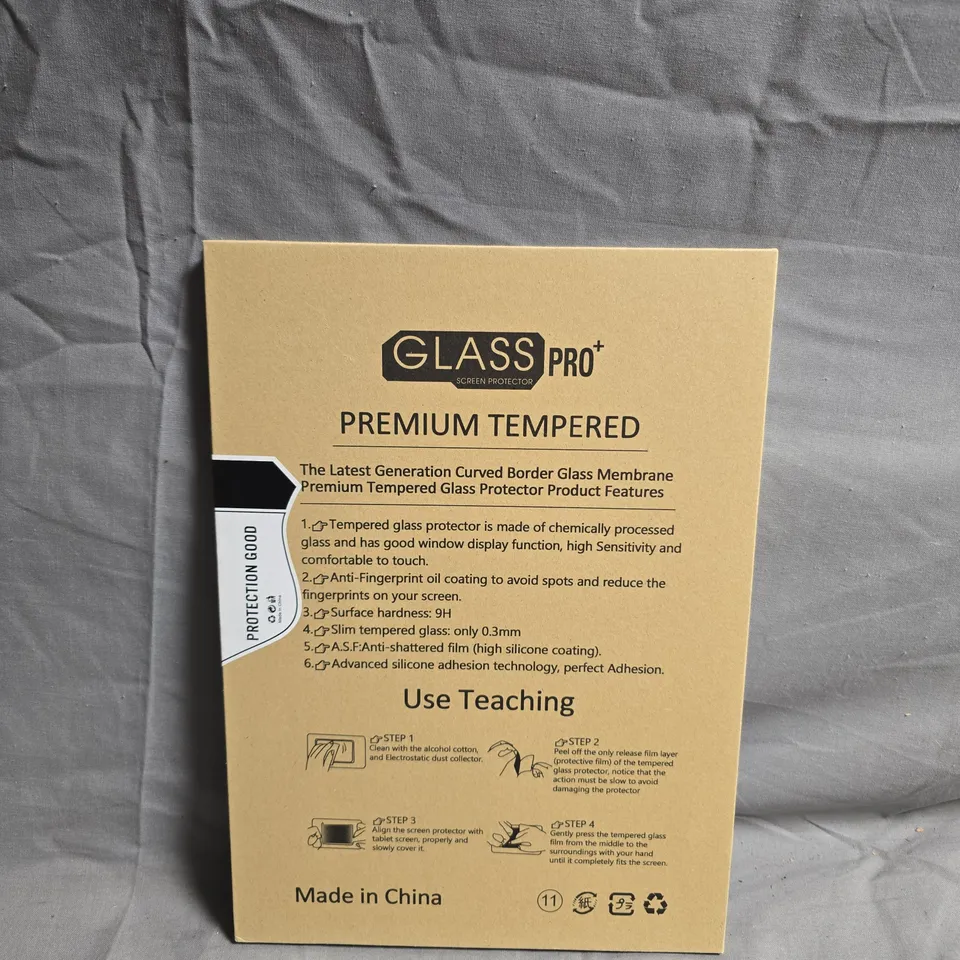 LARGE QUANTITY OF SCREEN PRO PREMIUM TEMPERED GLASS