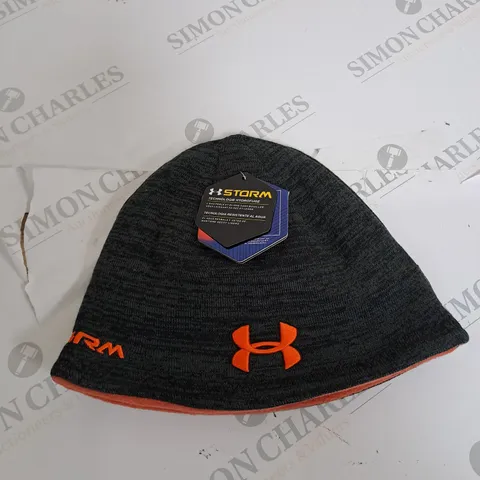 UNDER ARMOUR REVERSABE BEANIE HAT