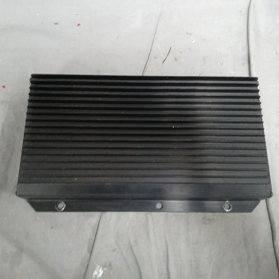 JAGUAR XK8 X100 COUPE 96-05 HARMAN STEREO AMPIFIER