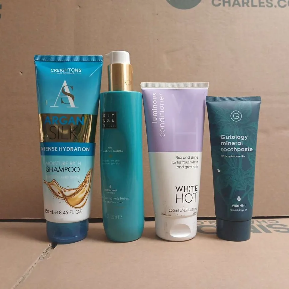 APPROXIMATELY 12 ASSORTED COSMETIC ITEMS TO INCLUDE RITUALS, CREIGHTONS, ETC - COLLECTION ONLY