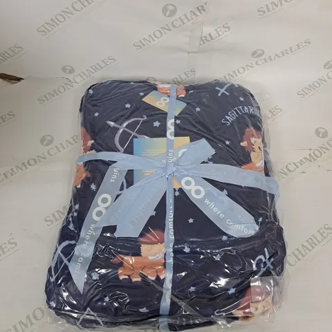 OODIE HOODED OVERSIZED BLANKET