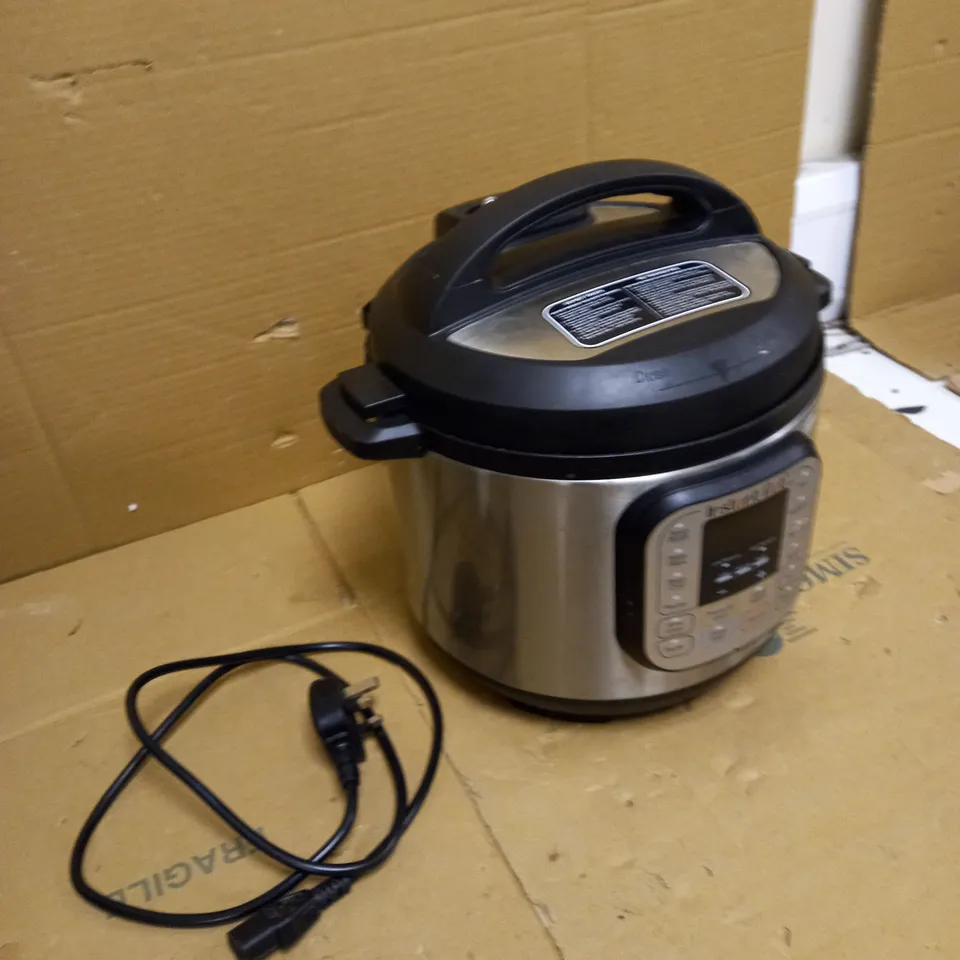 INSTANT POT DUO SMART PRESSURE COOKER