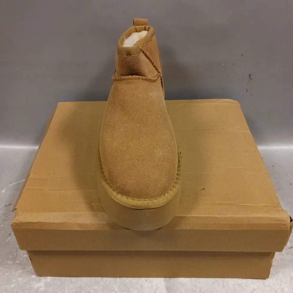 BOXED PAIR OF UGGS SLIP ON SHOES IN TAN - 7