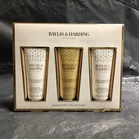 BAYLIS & HARDING SIGNATURE COLLECTION GIFT SET
