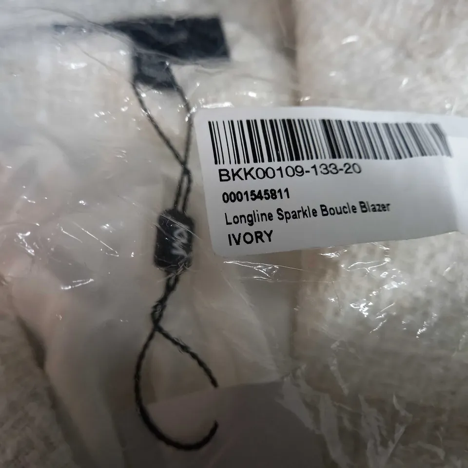 PACKAGED KARN MILLEN IVORY LONGLINE SPARKLE BOUCLE BLAZER - SIZE 12