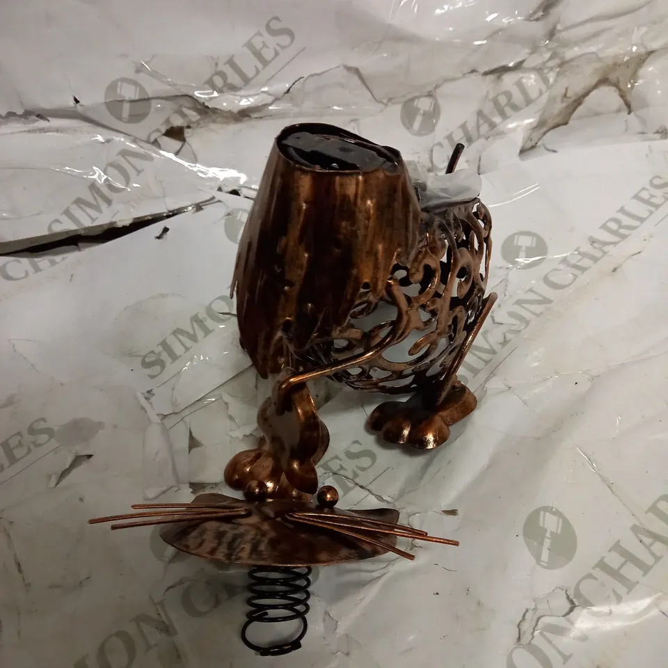 SOLAR POWERED METAL CAT SCROLL LIGHT RRP £20.99