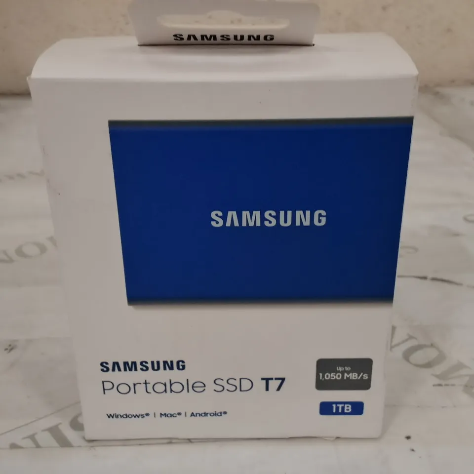 BOXED SAMSUNG PORTABLE SSD T7 - 1TB