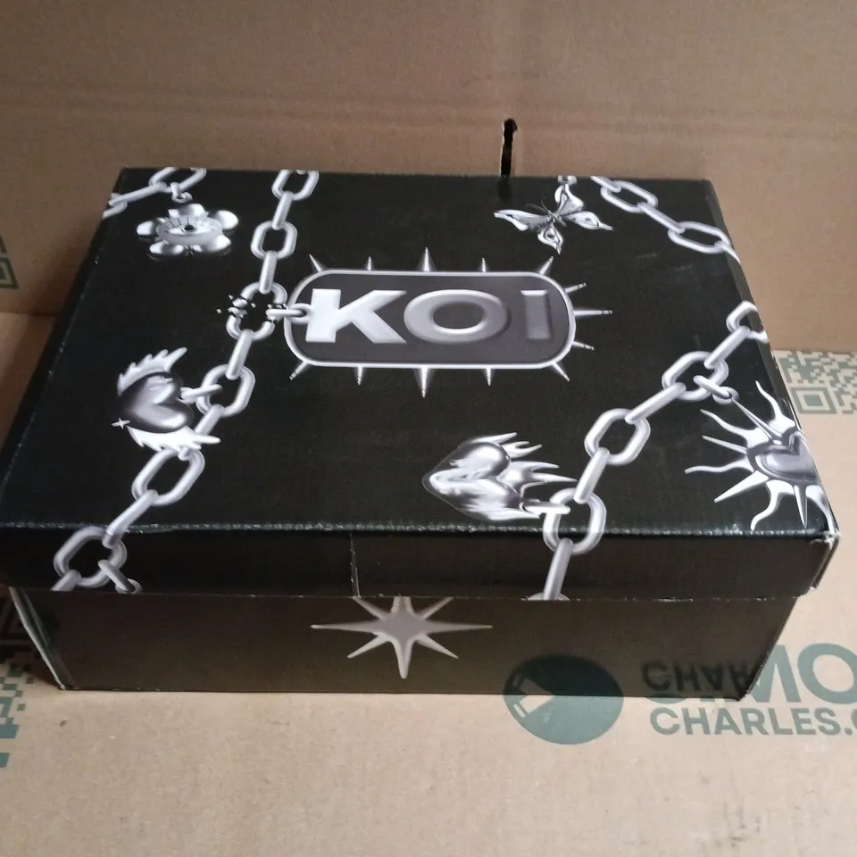 BOXED KOI NECROMANCER CHUNKY PLATFORM TRAINERS – BLACK, UK5