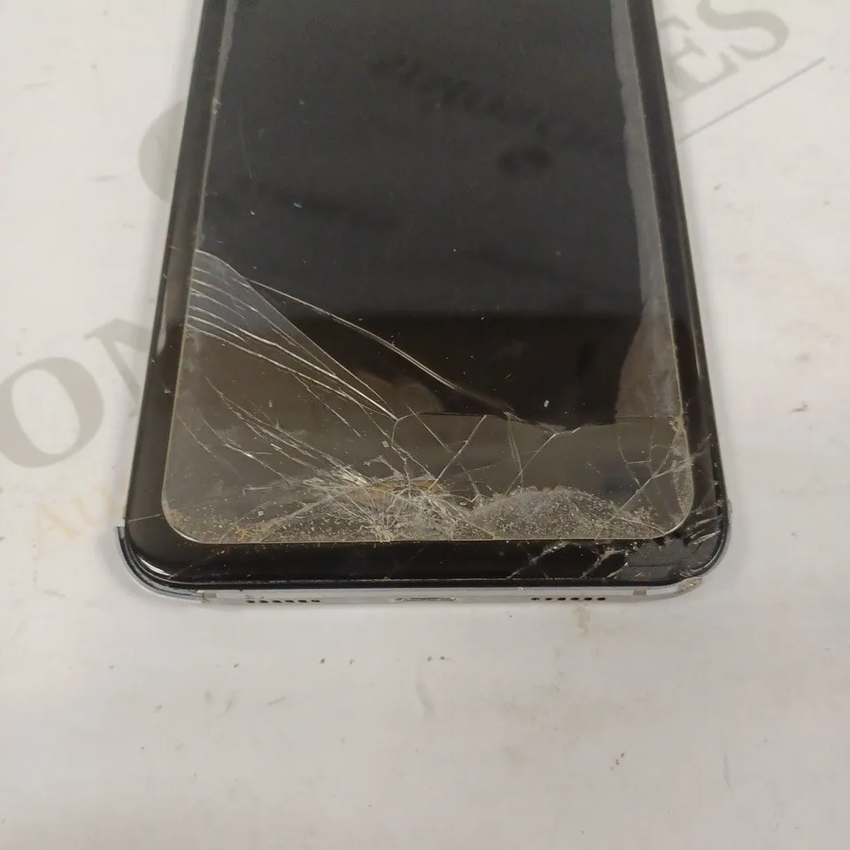 VODAFONE SMART V8 MOBILE PHONE // MODEL: VFD 710 