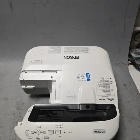 EPSON EB-595W PROJECTOR 