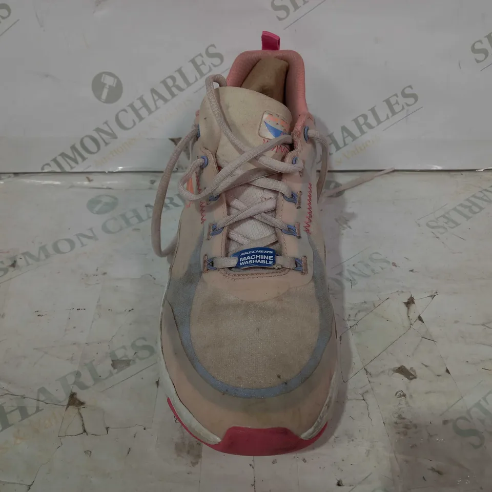 SKETCHERS ARCH FIT MONO LACE-UP TRAINERS UK SIZE 6