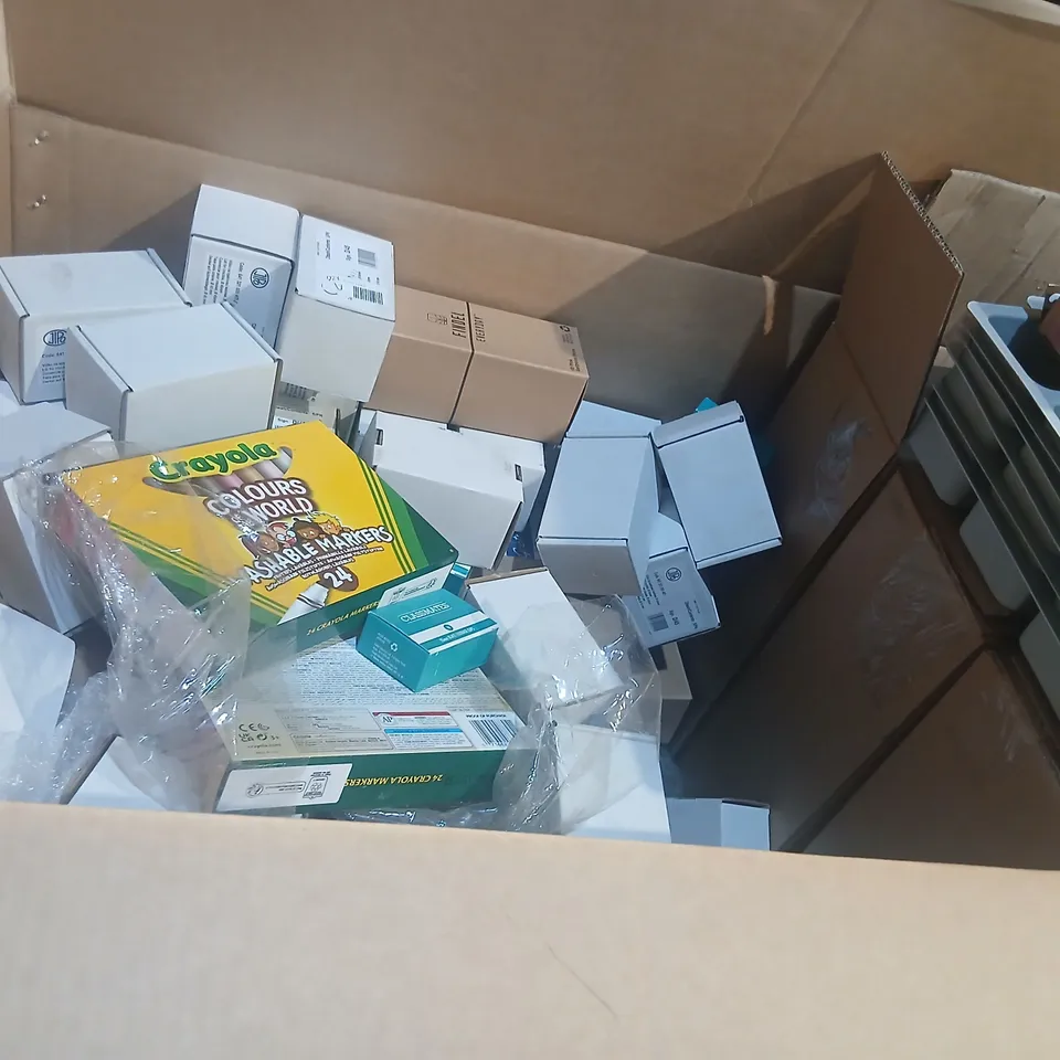 LARGE QUANTITY OF ASSORTED EDUCATIONAL PRODUCTS TO INCLUDE;DESK TIDY, CRAYOLA WASHABLE MARKERS AND BLACK FOLDBACK CLIPS