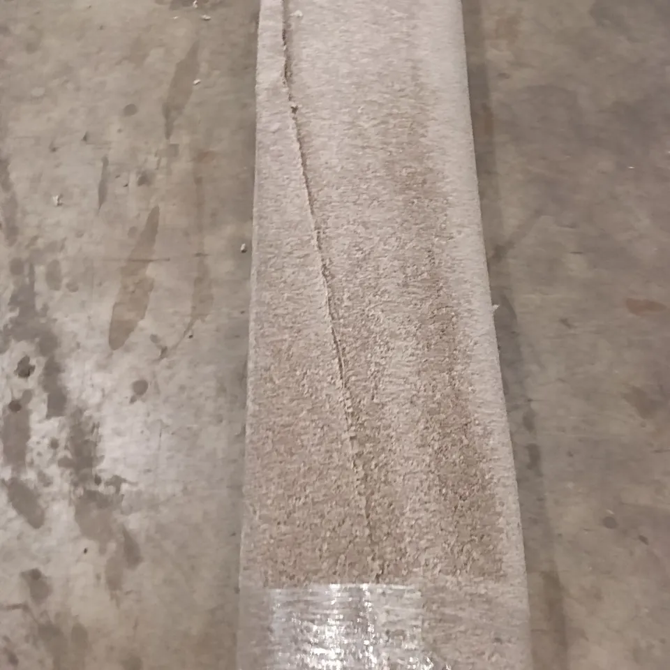 ROLL OF TWIST FEATHERS TRUFFLE APPROX SIZE: 2.30M X 4.00M
