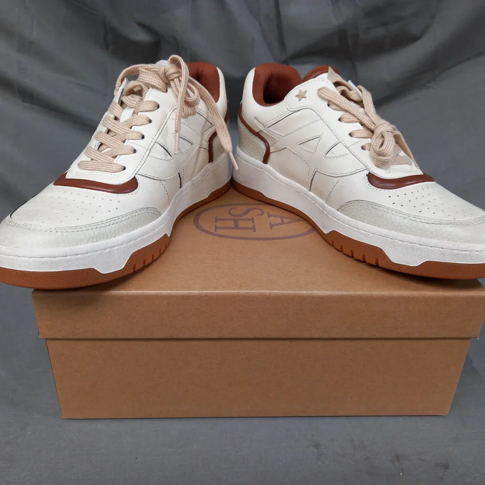 BOXED PAIR OF ASH BLAKE SHOES IN CREAM/BROWN EU SIZE 40