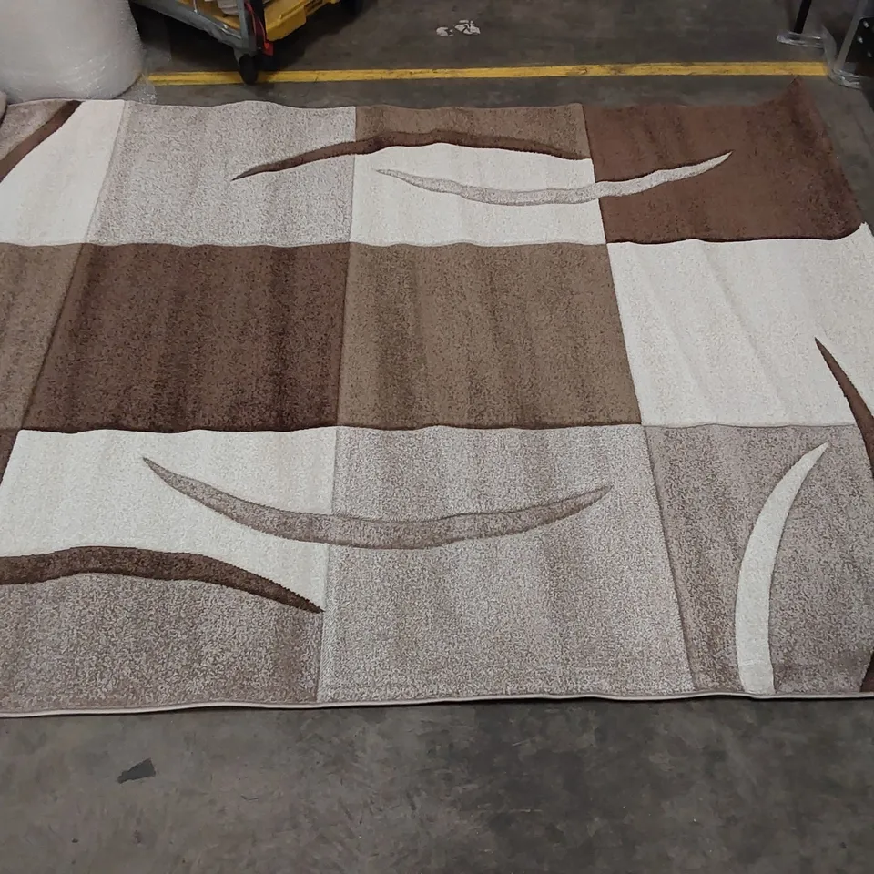 ALIANA FLAT WEAVE CHOCOLATE/BROWN/CREAM DIAMOND RUG // 6'7" X 9'6"