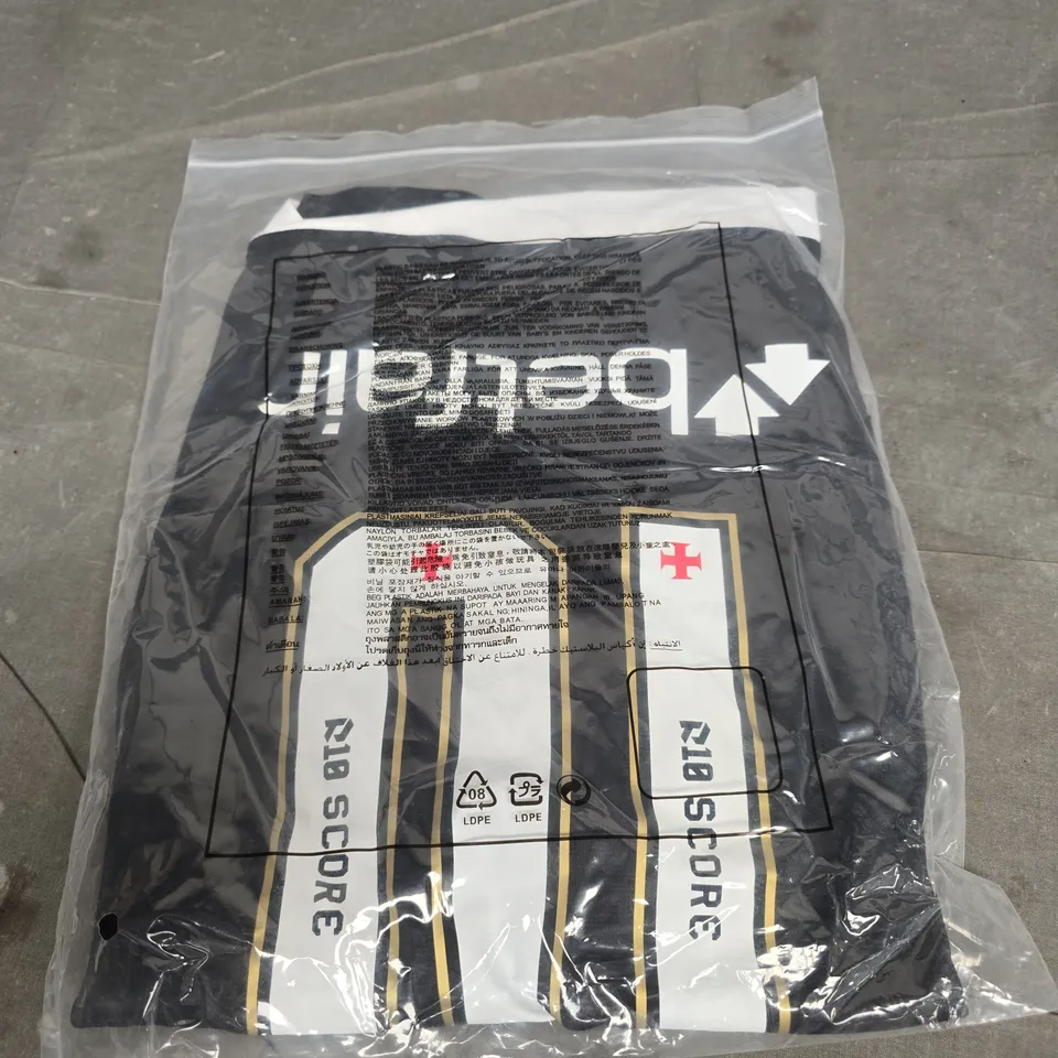 VASCO DA GAMA FOOTBALL JERSEY SIZE M