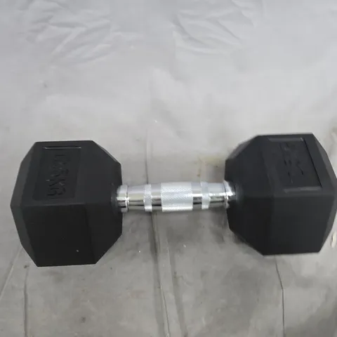 HEX DUMBBELL WITH KNURLED CHROME BAR –12.5KG