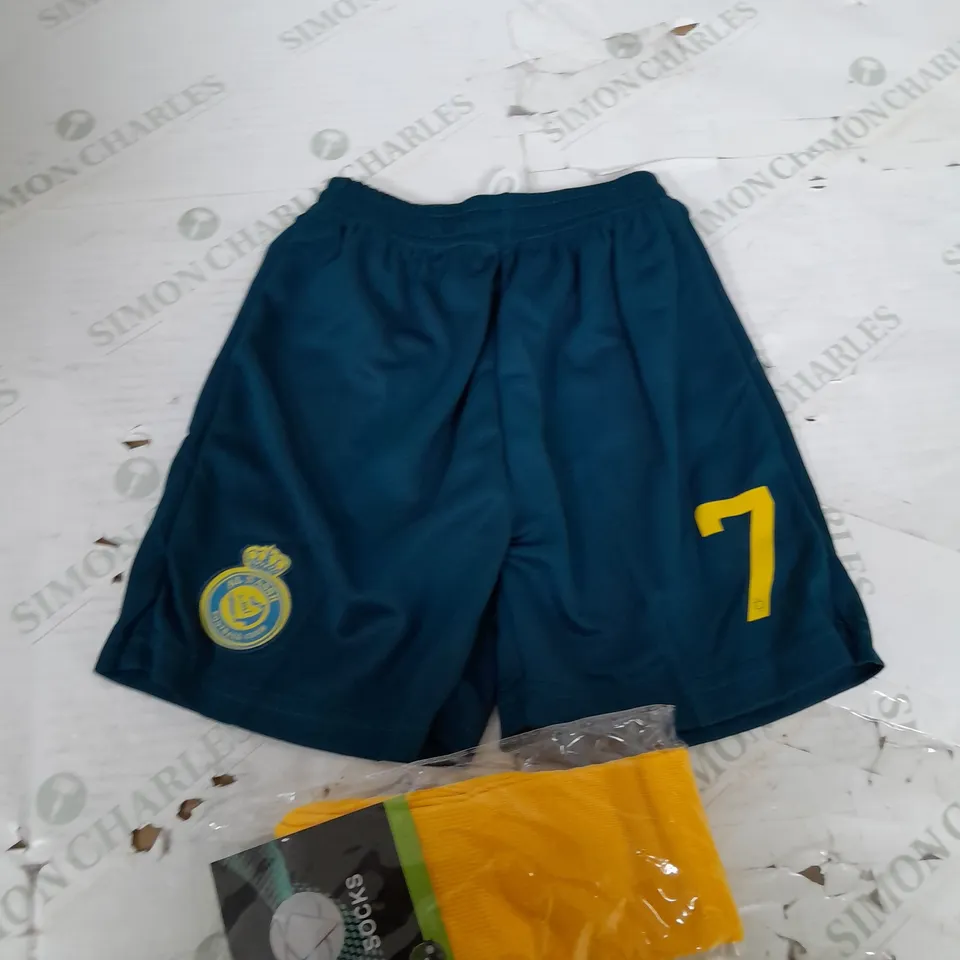 AL NASSR AWAY KIT WITH RONALDO 7 SIZE 22