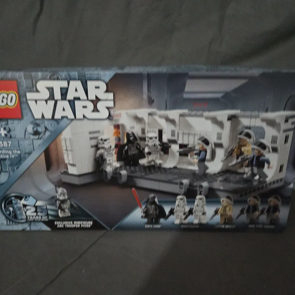 LEGO STAR WARS - BOARDING THE TANTIVE IV - 75387