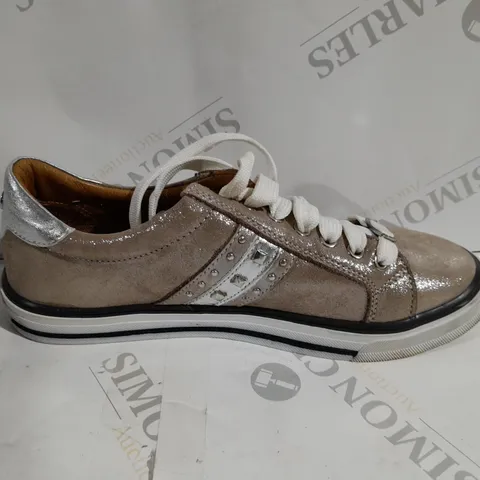 MODA IN PELLE ALFINA LEATHER TRAINERS IN TAUPE - SIZE 6