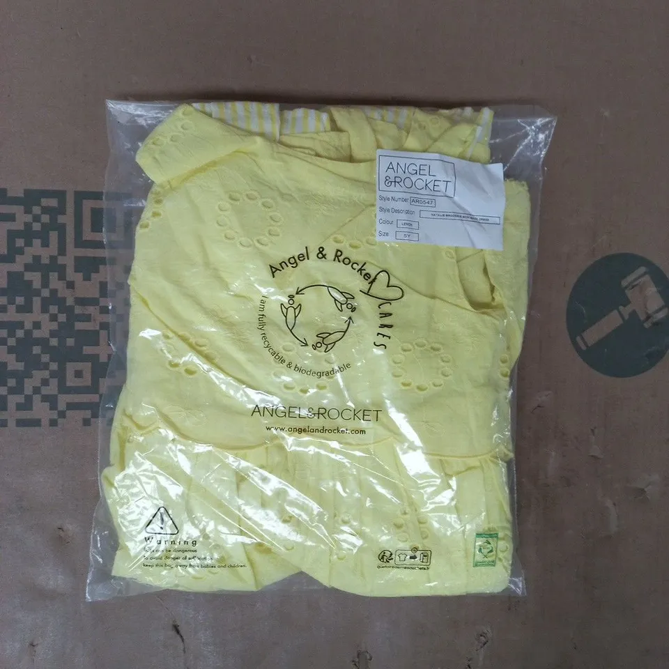 BAGGED ANGEL & ROCKET NATALIE BRODERIE BOW BACK DRESS IN LEMON SIZE 5 YEARS