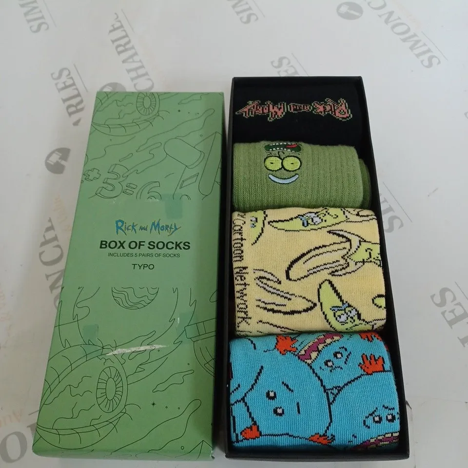 BOXED TYPO RICK AND MORTY BOX OF SOCKS 4 PAIRS OF SOCKS 