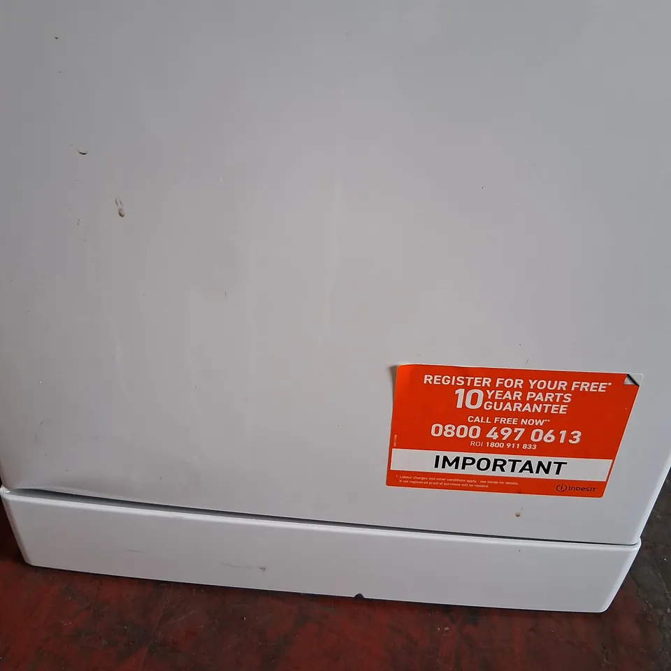 INDESIT IN2FD10CS70WUK PUSH GO DISHWASHER