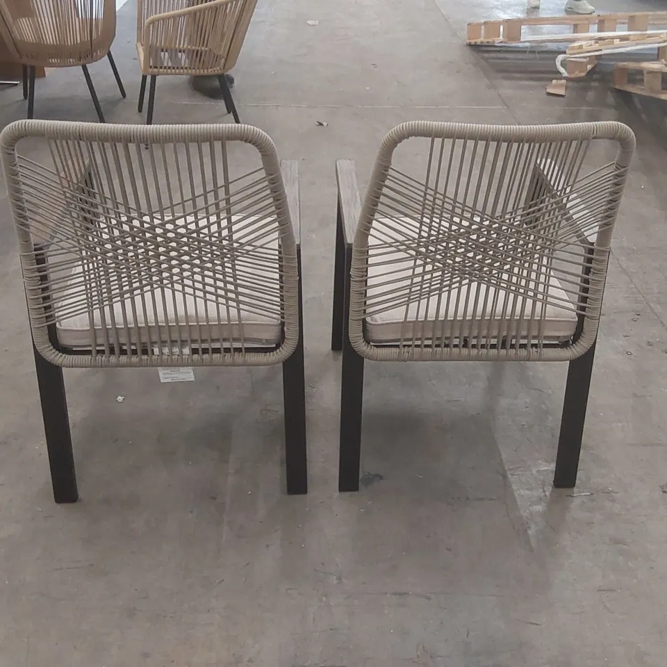 SET OF 2 GARDEN DINING CHAIRS