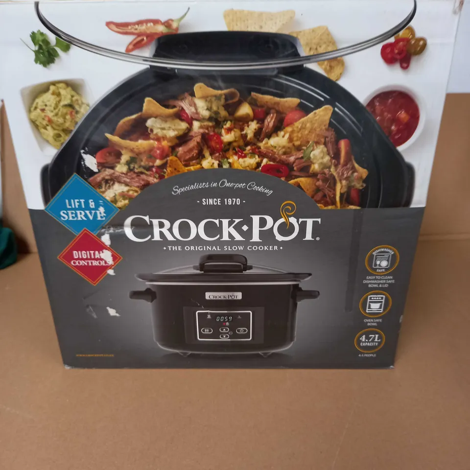 CROCK POT SLOW COOKER 