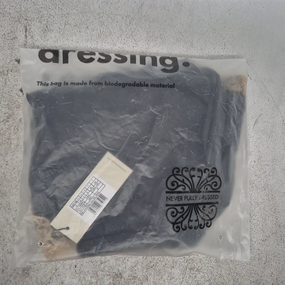 BAGGED NEVER FULLY DRESSED LACE ELLIE SHORTS IN GREY SIZE UK 12