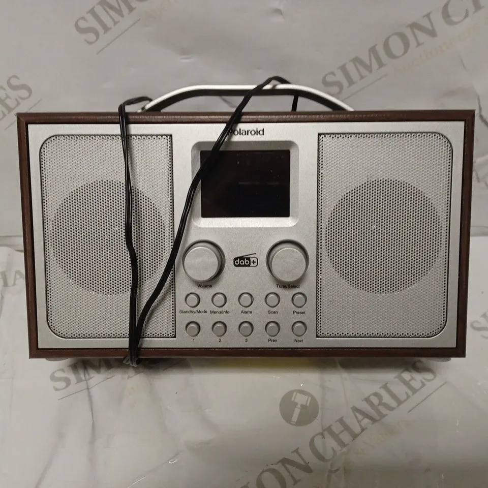 POLAROID RETRO RADIO IN WOODEN STYLE & SILVER