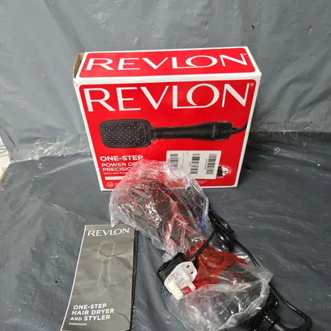 REVOLON ONE STEP HAIR DRYER & STYLER 