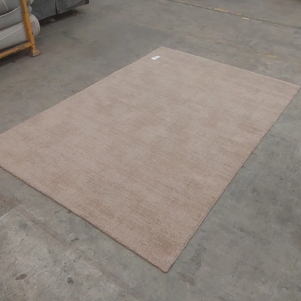 QUALITY DESIGNER AREA RUG - APPROXIMATELY 234 x 158cm