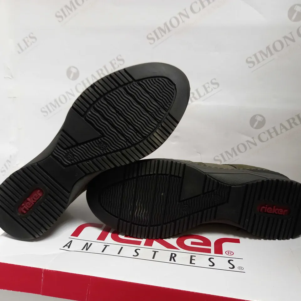 RIEKER WEDGE TRAINERS SIZE 5