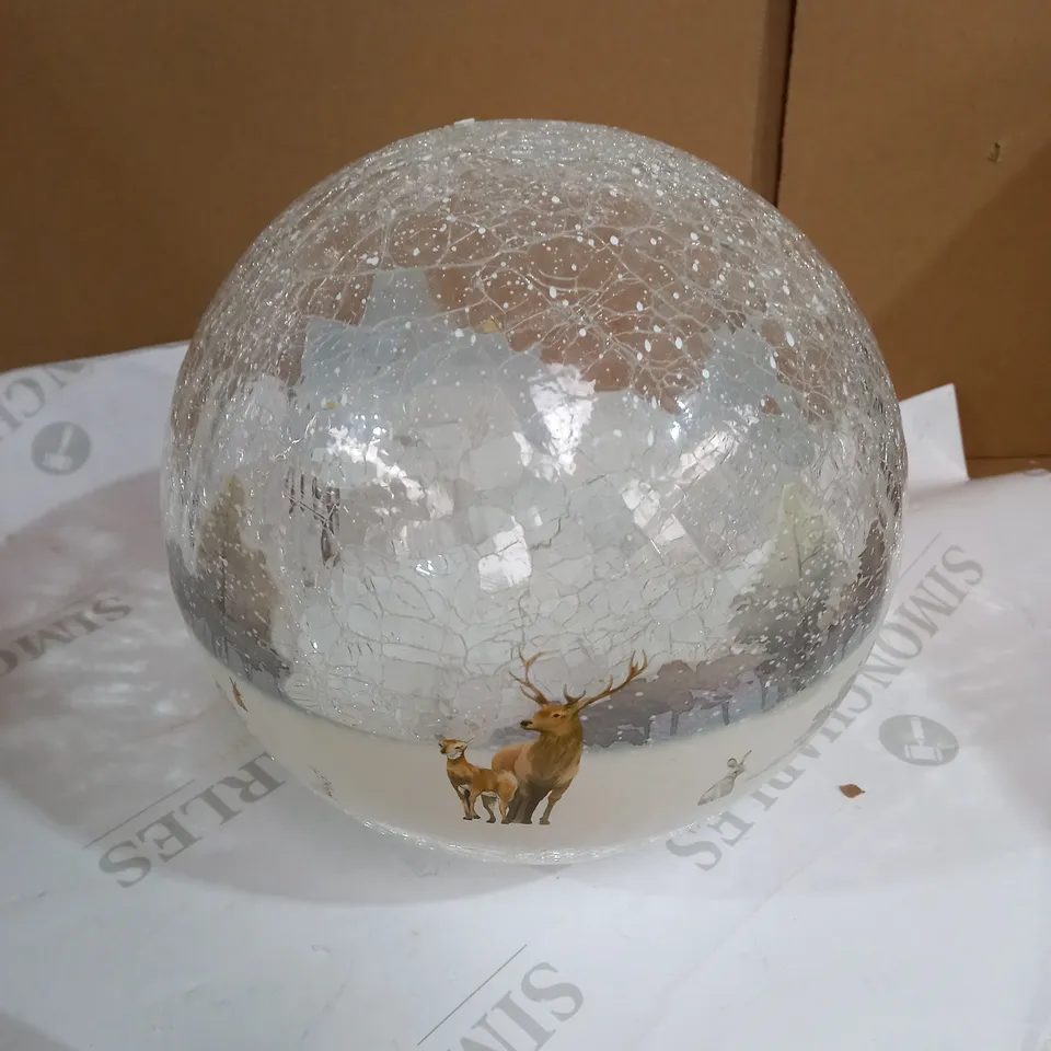 FESTIVE PRE-LIT SCENIC CRACKLE GLASS SPHERE